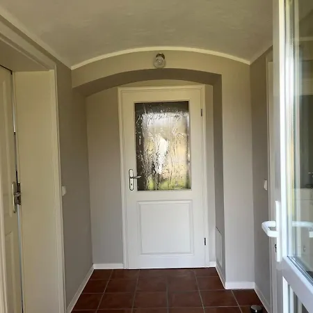 Appartement Ruhige, Idyllische Mit Naturausblick