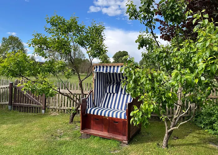 Ruhige, Idyllische Mit Naturausblick ריינסברג